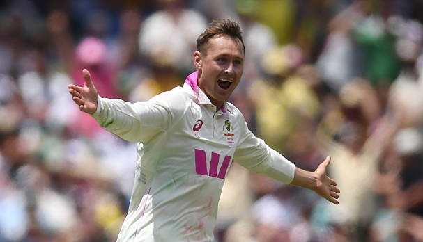 स्पिनर बन गया तेज गेंदबाज... इंग्लिश बैटर को यूं ट्रैप में फंसाया, VIDEO