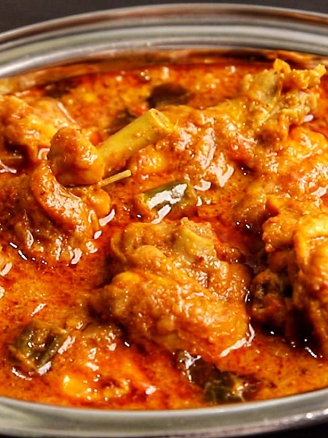 ১ কেজি চিকেনে কতটা পেঁয়াজ-আদা-রসুন দেবেন? জেনে রান্না করুন