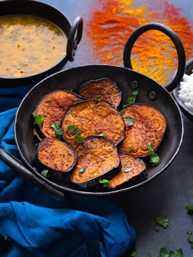 তেল চপচপে নয়, মুচমুচে আর কম তেলে হবে বেগুন ভাজা