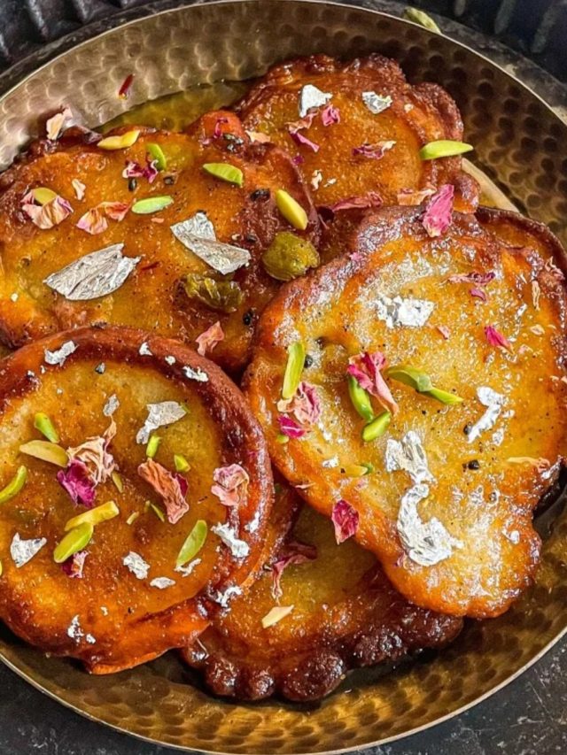 মাসীমার সেই মালপোয়া হোক দোলে, চটজলদি ভেজে ফেলুন এভাবে