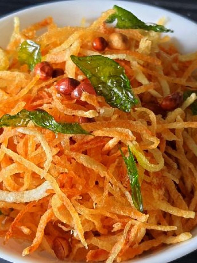 কারিপাতা পড়লে স্বাদ হবে তোফা, ডালের সঙ্গে জমে যাবে এই আলুভাজা