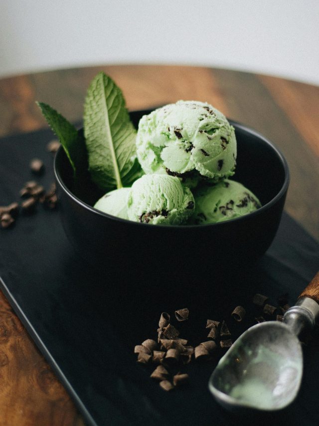 টেস্টি ফ্রুট আইসক্রিম বানানোর রেসিপি, খেলে স্বাস্থ্যের ক্ষতি হবে না