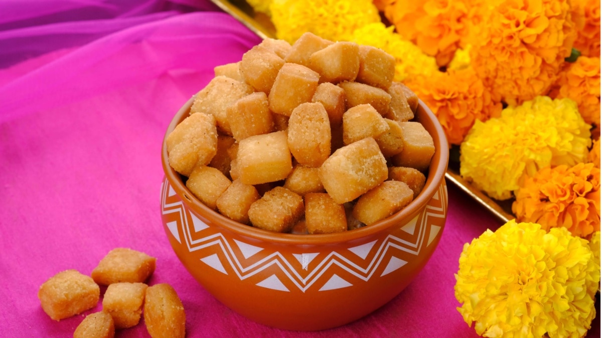 होली की महफिल में छा जाएगा खुरमा, सिर्फ 3 चीजों से फटाफट होगा तैयार