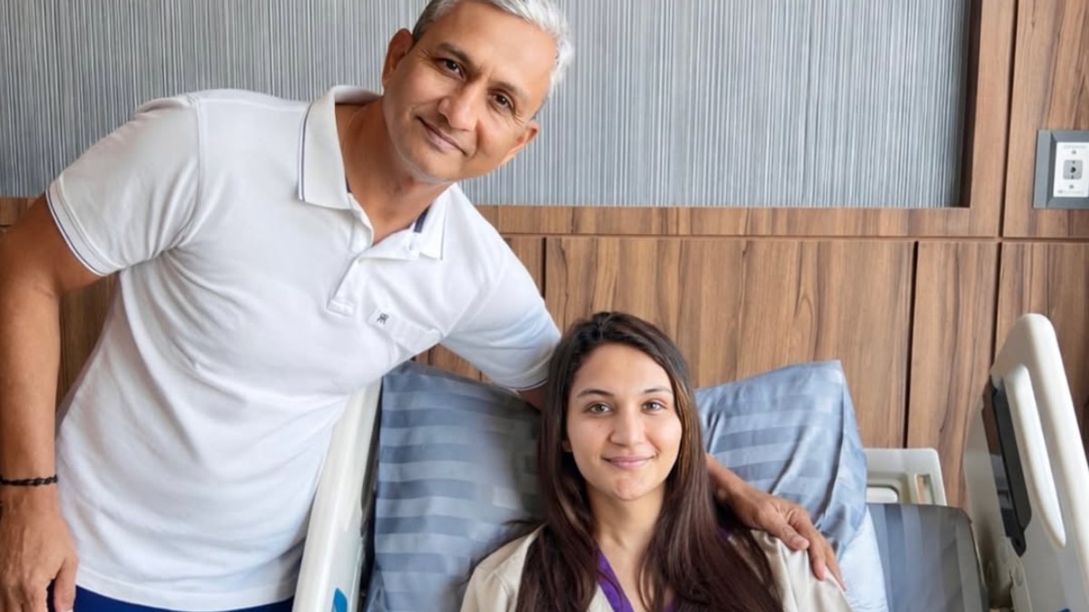 सर्जरी के बाद लड़कीं बनीं अनाया बांगड़, पिता ने दिया साथ, बोलीं- शुक्रिया