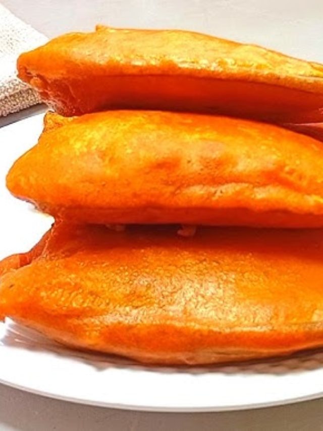 প্রতিটি বেগুনি হবে ফুলকো, মুচমুচে করতে  বেসন গুলুন এভাবে