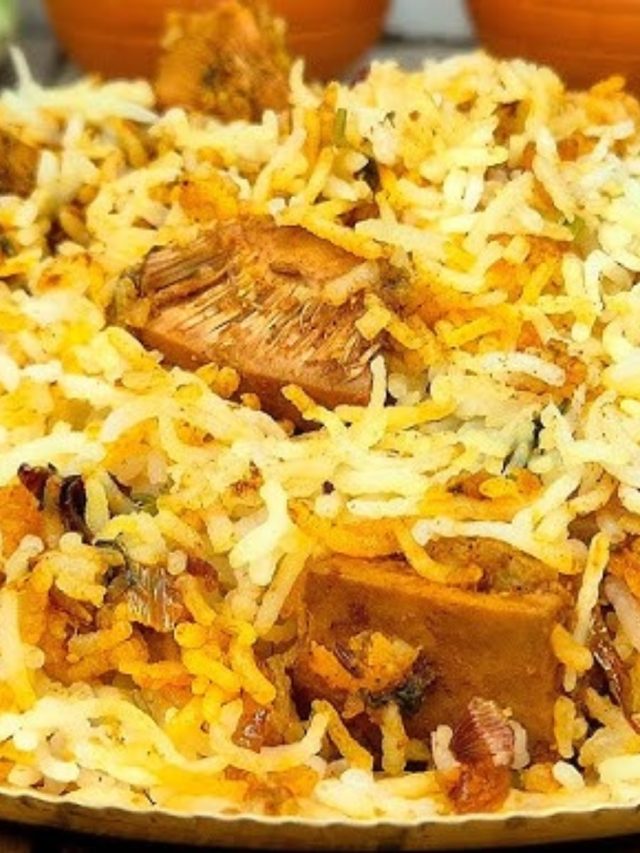 এভাবে রাঁধুন এঁচোড় বিরিয়ানি, নিরামিষ দিনের হিট রেসিপি