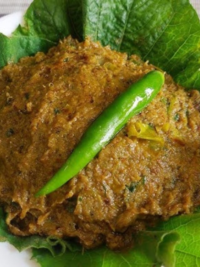 লাউয়ের খোসা না ফেলে এভাবে বানান ভর্তা, ভাত খাবেন বেশি