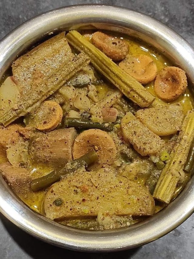 টিরাচরিত শুক্তো ছেড়ে রাঁধুন রুই মাছের শুক্তো, জমে যাবে