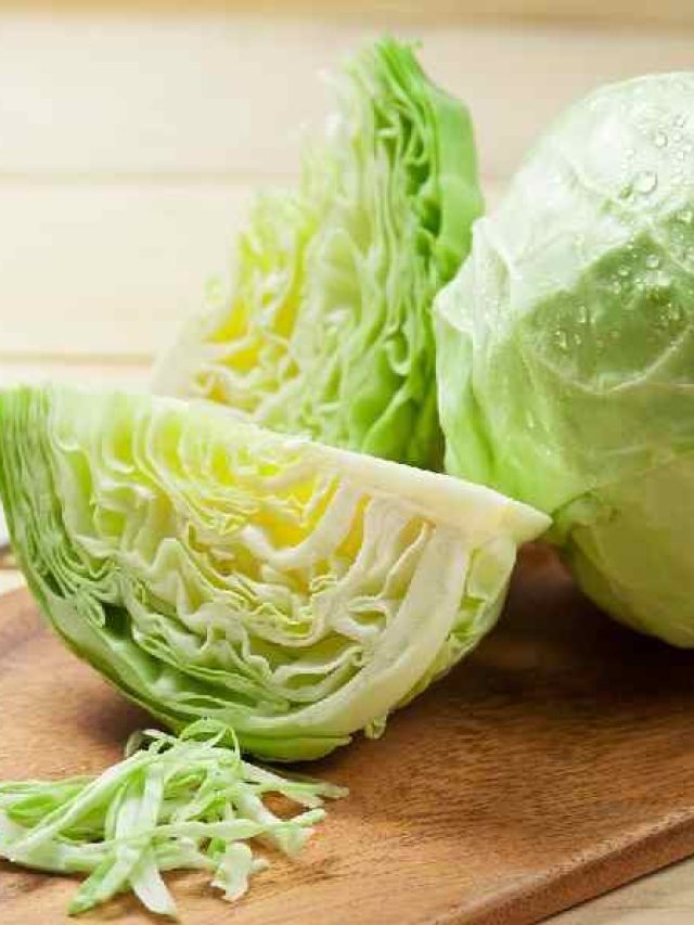 ছুরি-বঁটি ছাড়ুন, গ্লাস দিয়ে মিহি করে কেটে ফেলুন গোটা বাঁধাকপি