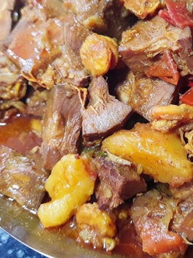 এঁচোড় চিংড়ি রান্নার সময় চিংড়ি মাছ কখন দিতে হয়? অনেকেই জানে না