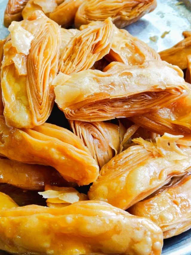 মুখে দিলেই গলে যাবে, হুবহু পুরীর খাজা বানিয়ে নিন বাড়িতেই