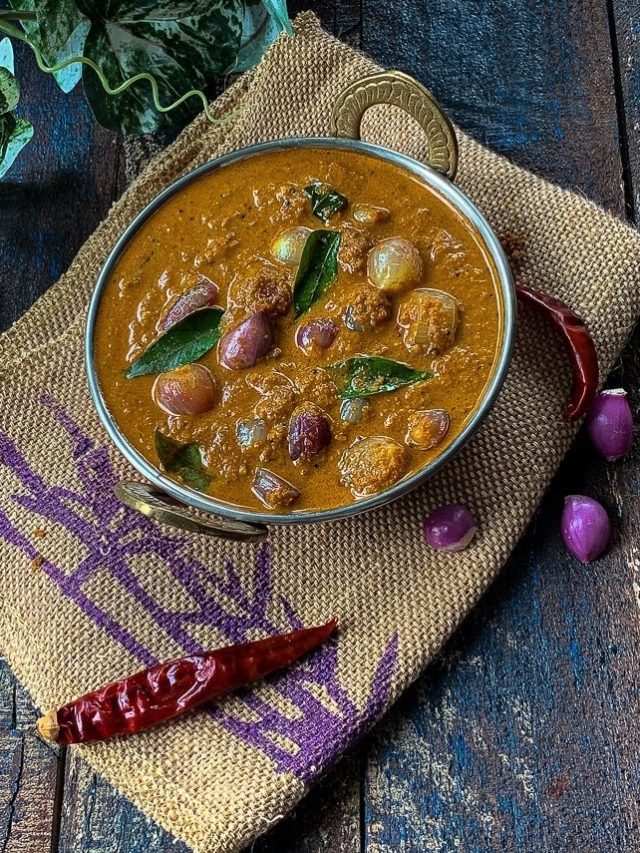ছোট পেঁয়াজ দিয়ে এভাবে বানান এই  তরকারি, ব্যাপক সুস্বাদু খেতে