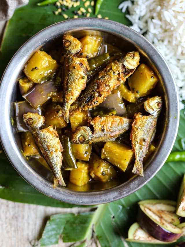 বর্ষার ভ্যাপসা গরমে এভাবে বানান ছোট মাছের বাটি চচ্চড়ি, প্রাণ জুড়োবে