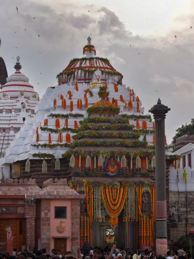 বিয়ের আগেই সঙ্গীকে নিয়ে পুরীর মন্দিরে যাচ্ছেন? কী ঘটে জেনে রাখুন