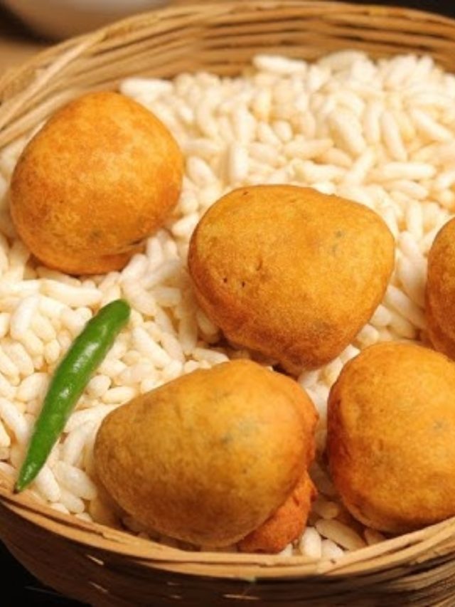 দোকানের মতো গোলগোল মুচমুচে ফুলুরি ভাজুন, বর্ষার সন্ধ্যায় চায়ের সঙ্গে হিট