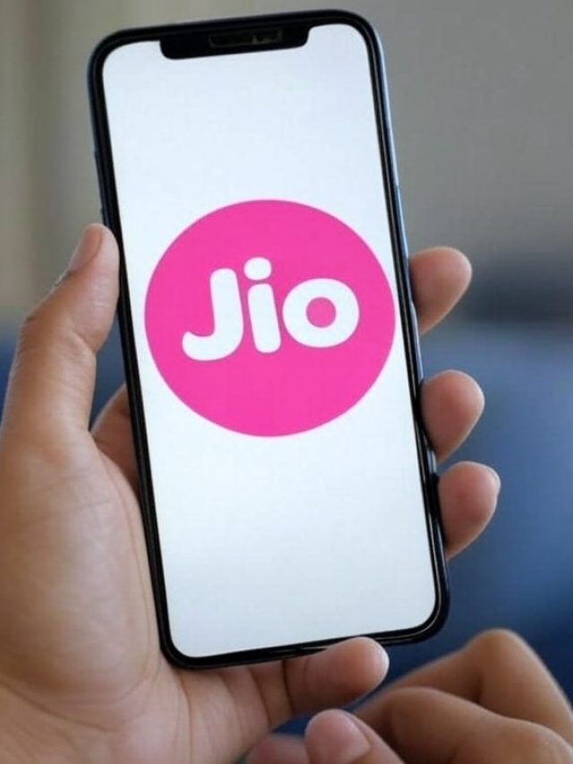 Airtel से हटा, लेकिन Jio अब भी दे रहा ये खास रिचार्ज, अनलिमिटेड डेट