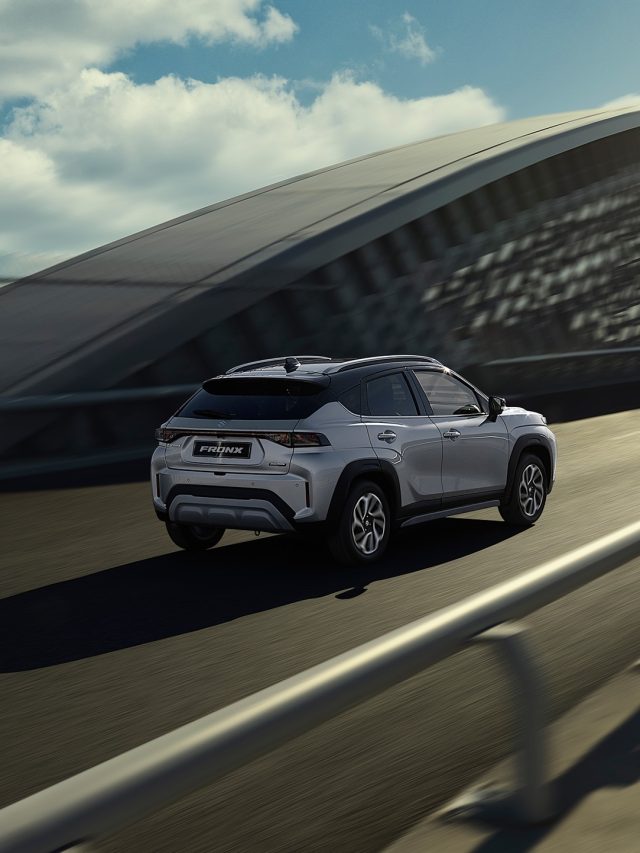 28KM माइलेज वाली SUV के आगे सब पस्त... दनादन खरीद रहे हैं लोग