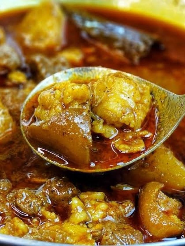 খাসির চর্বি দিয়ে এভাবে বানান আলুর দম, টেস্ট মুখে লেগে থাকবে