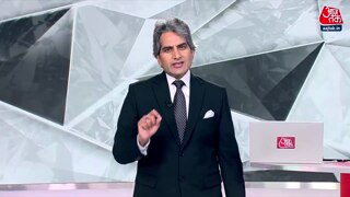 परीक्षा में नकल करने के लिए किस हद तक जा रहे युवा?